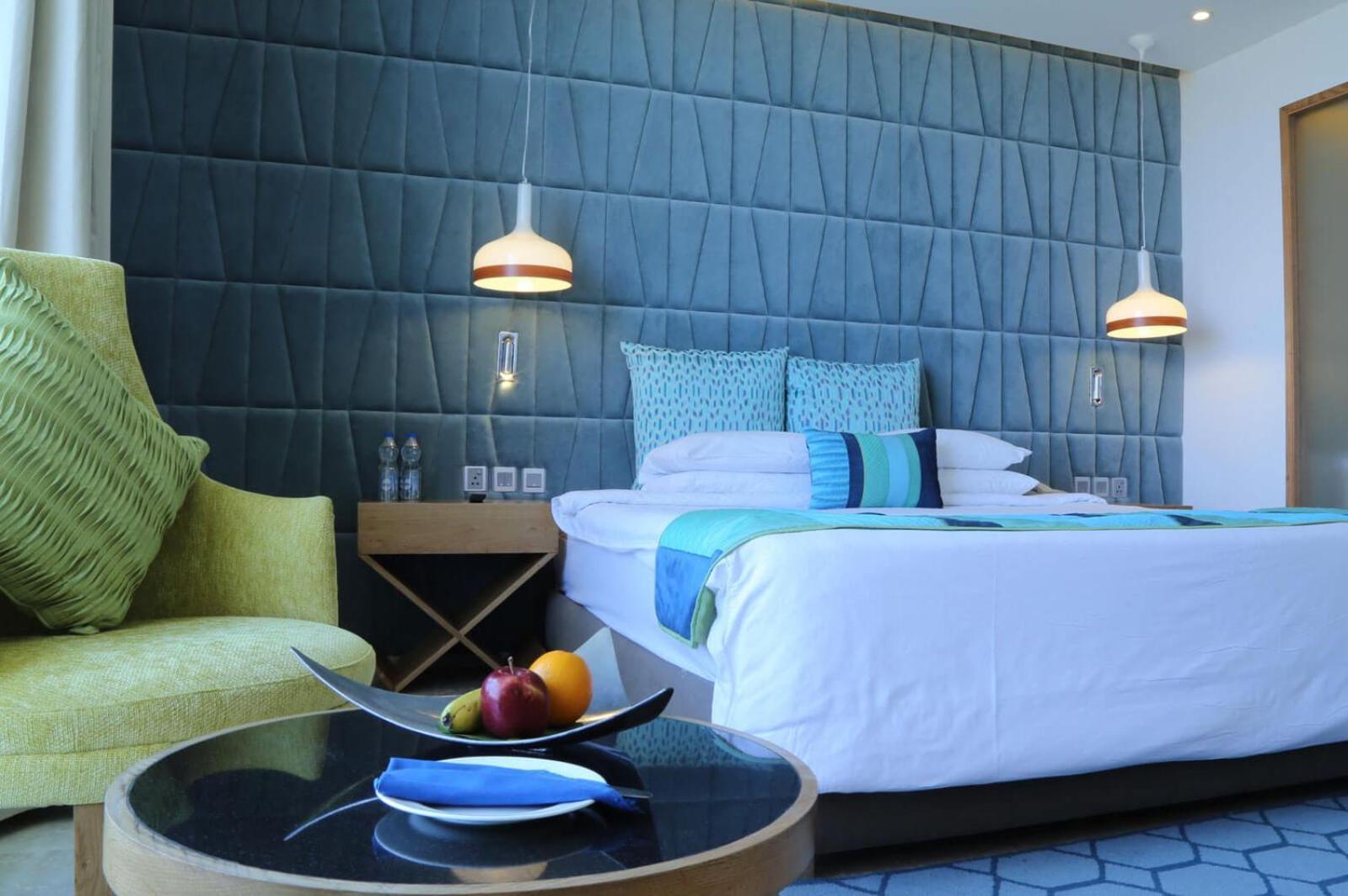 The Bellwood Suites Near Igi Airport Нью-Дели Экстерьер фото